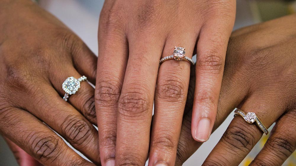A guide to choosing the perfect platinum ring!