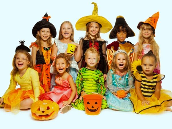 Help your child prepare for a costume party or contest while reliving your own childhood memories