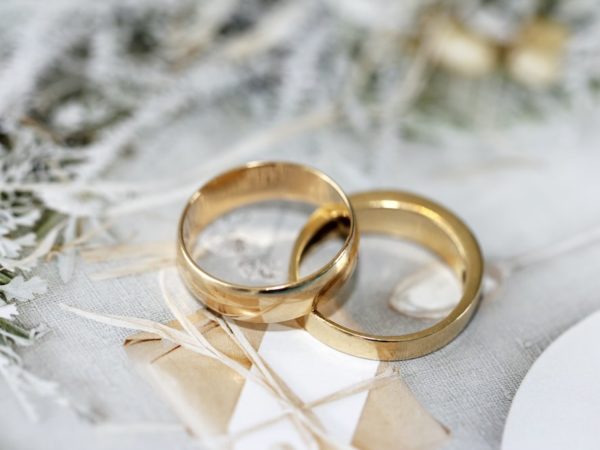 5 Tips on Choosing a Wedding Ring